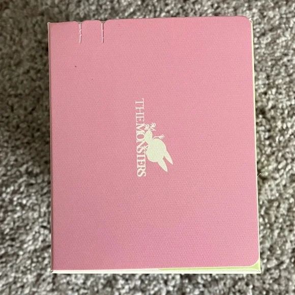 POP MART The Monsters - Exciting Macaron Labubu Plush Pendant - LYCHEE BERRY - Picture 8 of 8